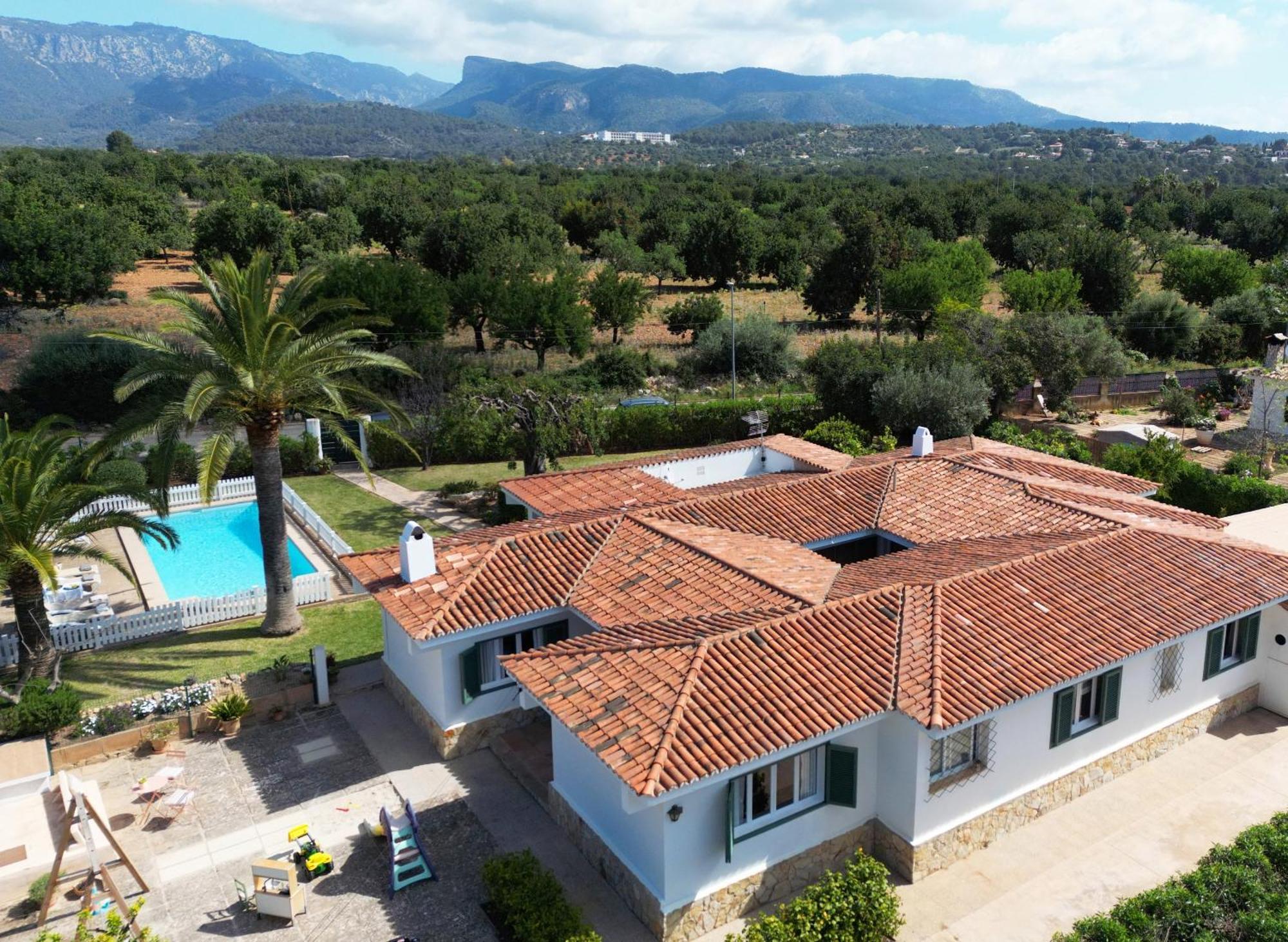 Ferienhaus Ideal House For Two Families With Pool And Barbecue *