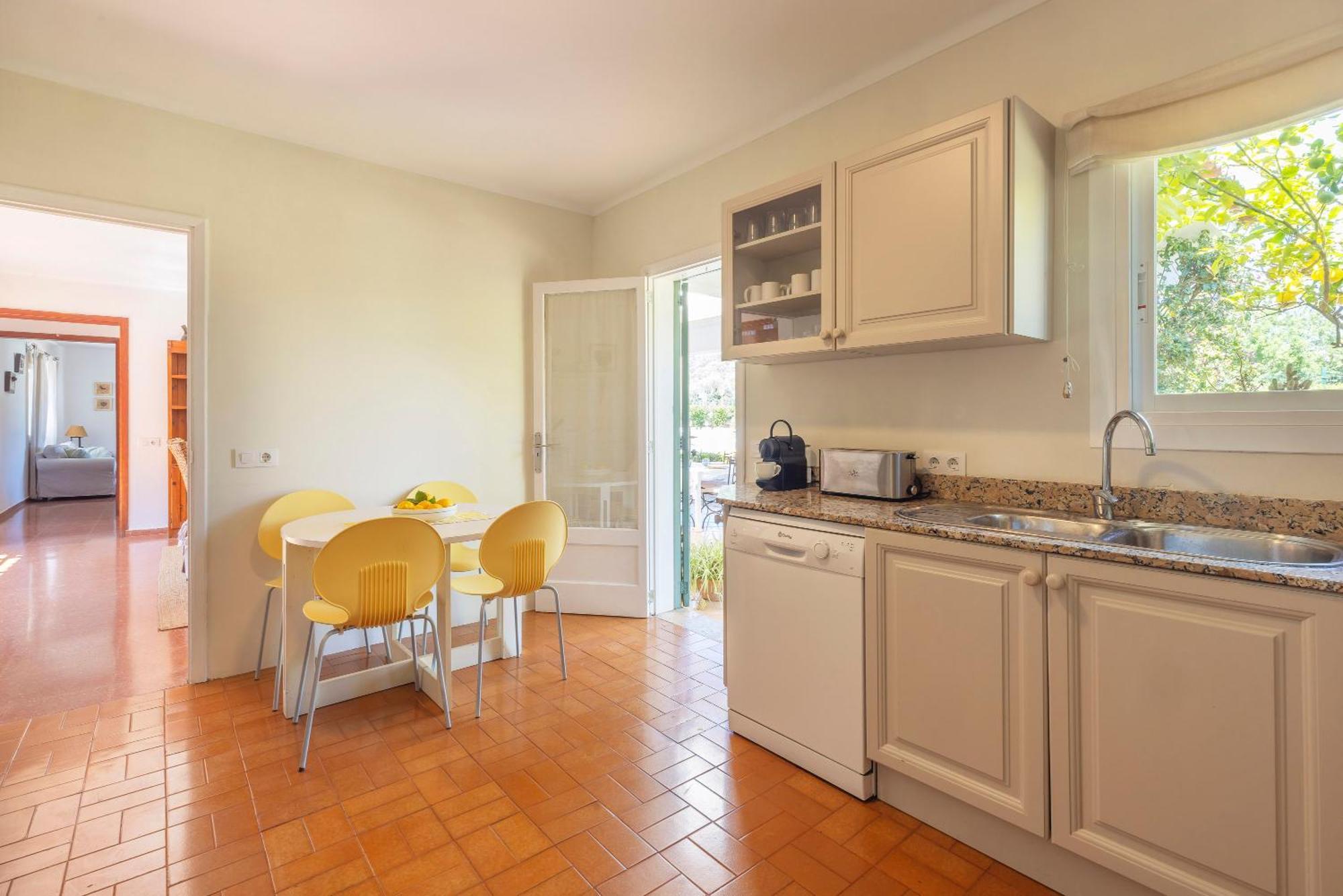 Ideal House For Two Families With Pool And Barbecue Palmanyola
